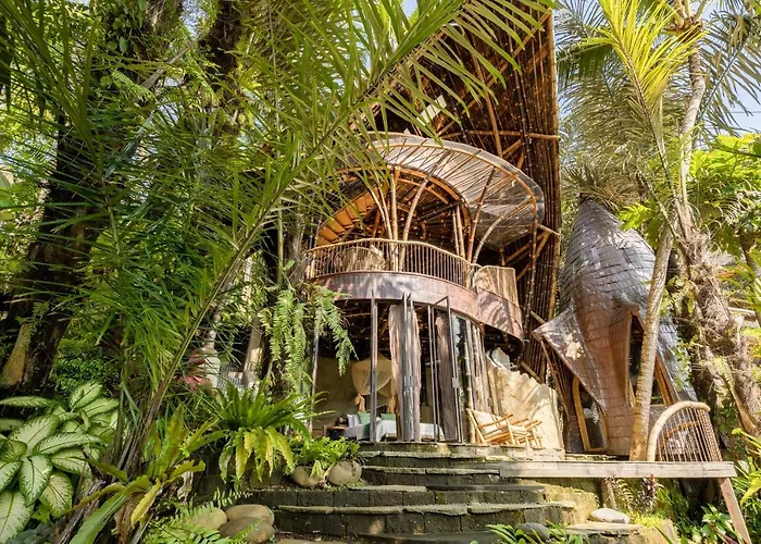 Eclipse House 4Bds Eco Bamboo House Pool Riverview