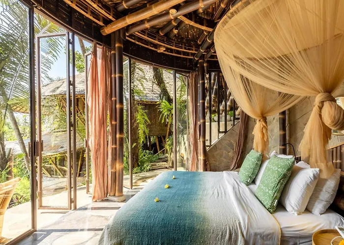 Eclipse House 4Bds Eco Bamboo House Pool Riverview